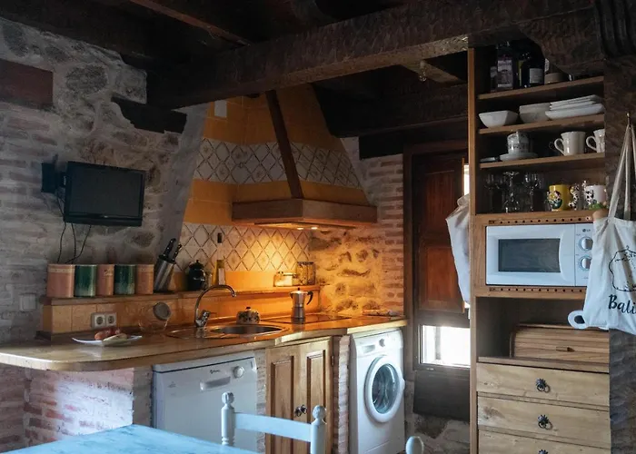 La Casa Del Buho * Santa Maria la Real de Nieva